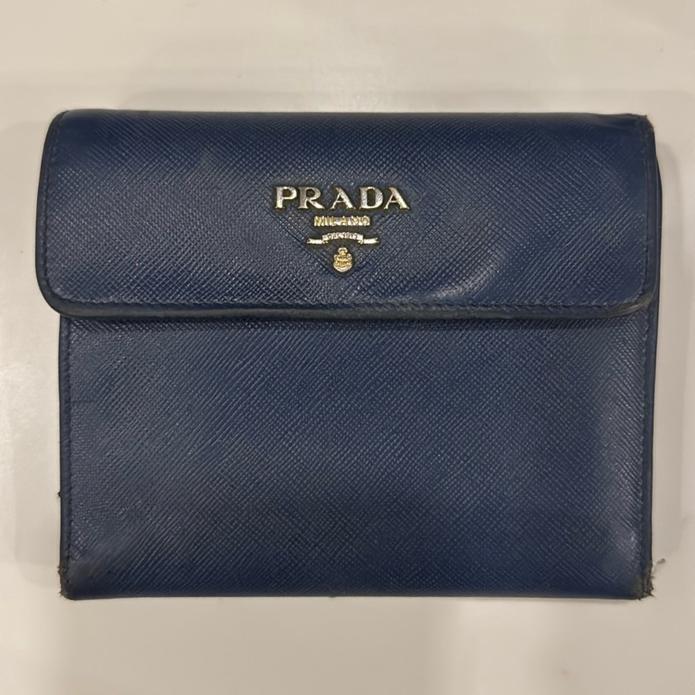 Vintager limited edition Prada walle
